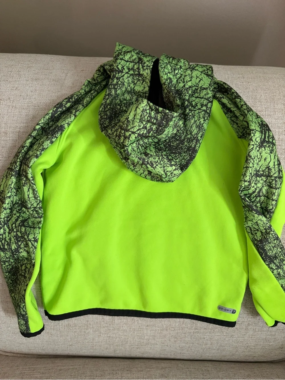 Kids Neon Green Hooded Sweatshirt w/Pocket & Patterned Sleeves Size 5 Go-Dry 👍🏻